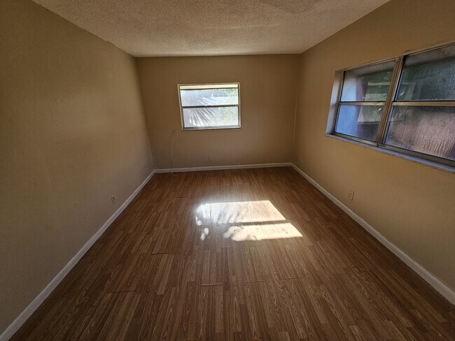 Photo - 2556 NW 52nd Ave