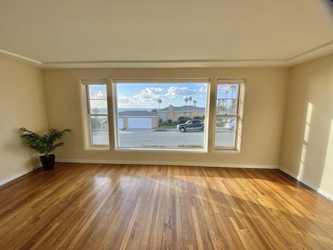 Photo - 4491 Coronado Ave