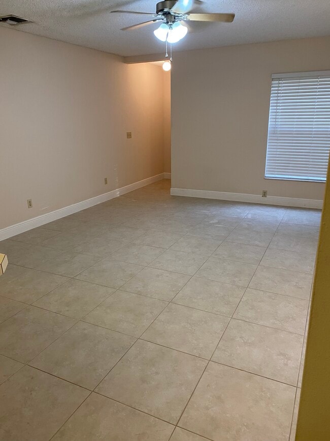 Living Room - 5460 E Michigan St Unit 5