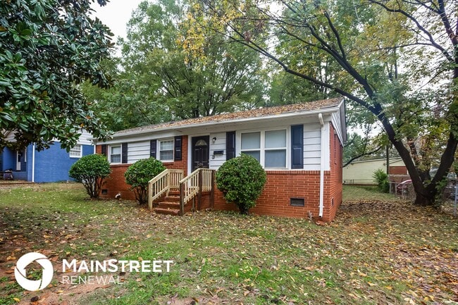 Photo - 506 Sinclair St