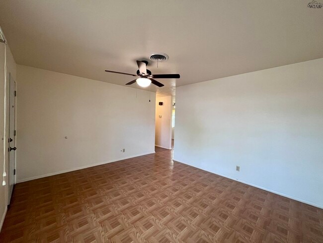 Photo - 4723 N Shore Dr