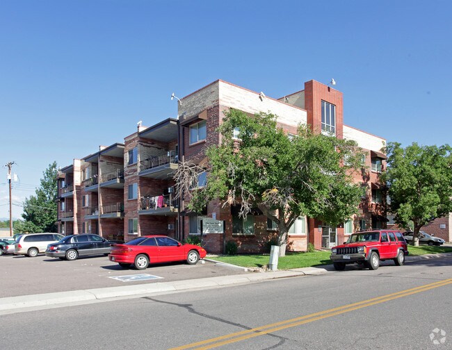 Park Vista Apartments - Park Vista Apartments