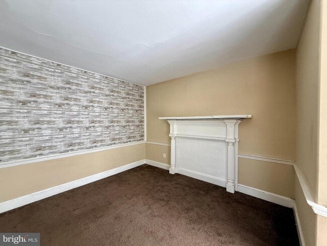Building Photo - 2641 Valley Ave Unit C