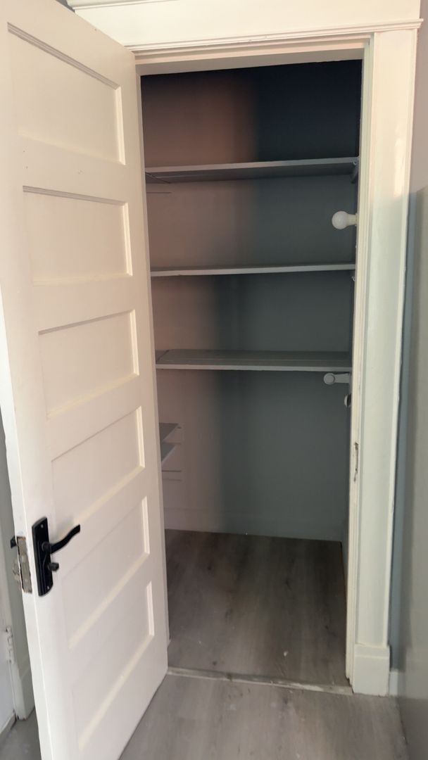 Photo - Beautiful renovated apartment with a ton o...