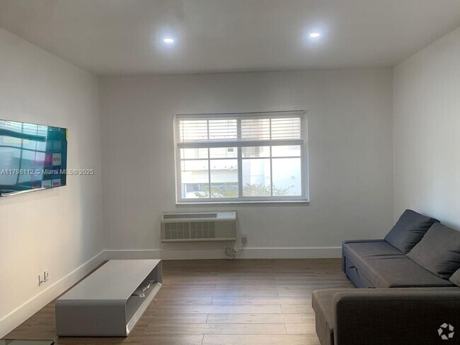 Building Photo - 8011 Abbott Ave Unit 7 Rental