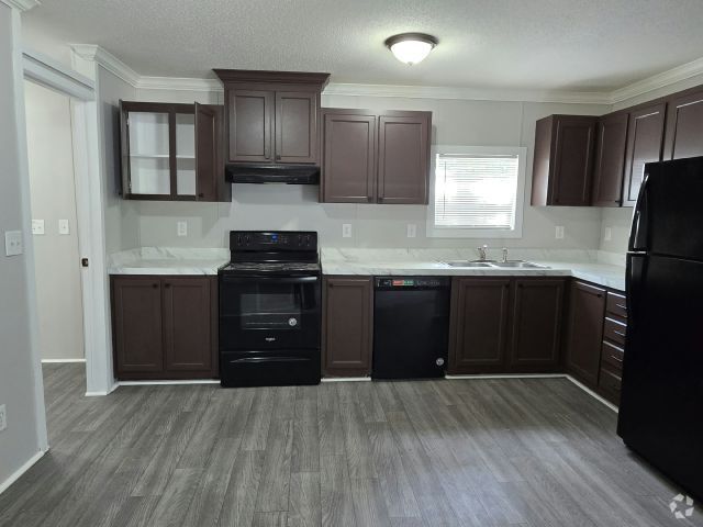 Building Photo - 10826 Bryan Rd Rental
