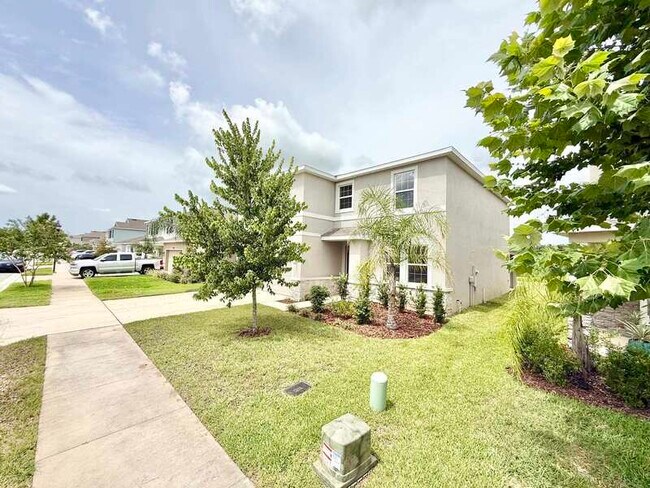 Photo - 13781 Wineberry Dr