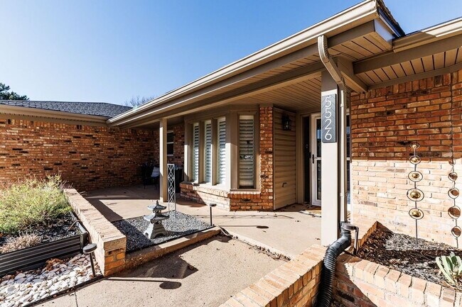 Photo - Discover Your Oasis: Spacious 3-Bed Lubboc... Apartamento