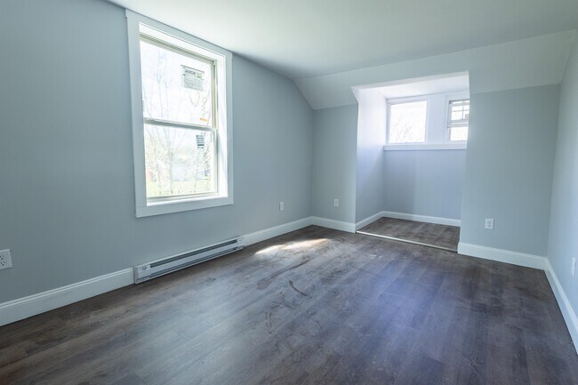 129 Jackson St
