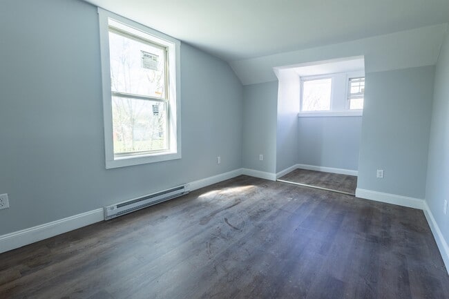 Photo - 129 Jackson St