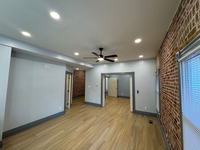 Photo - 2137-2139 California St, Unit 2139 1F