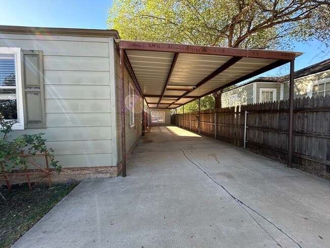 Photo - 2409 31st St Unit WBM 2409 31st Street