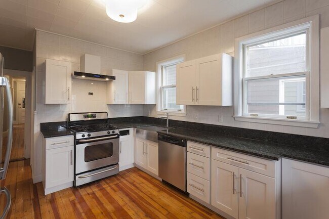 38 Cherry St Unit 1