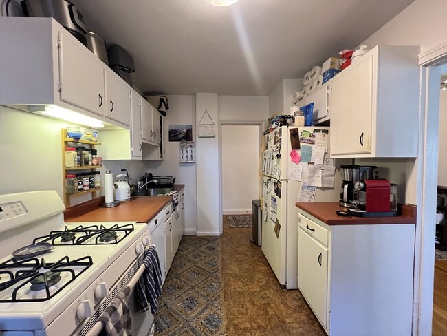 Photo - 395 Broadway Unidad R2C