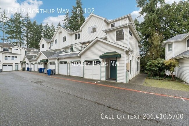 Building Photo - 16219 Northup Way