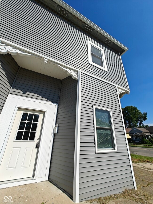 Photo - 116.5 Montgomery St