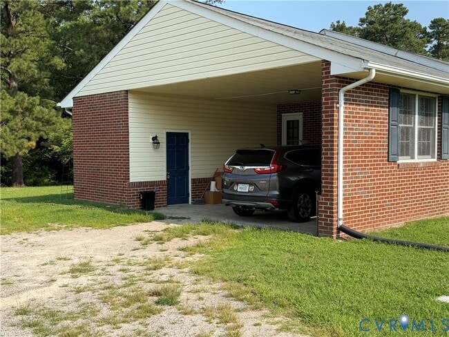 Photo - 18210 Branders Bridge Rd