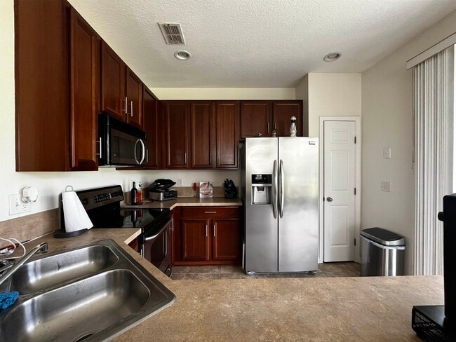 Photo - 7180 Stonelion Cir