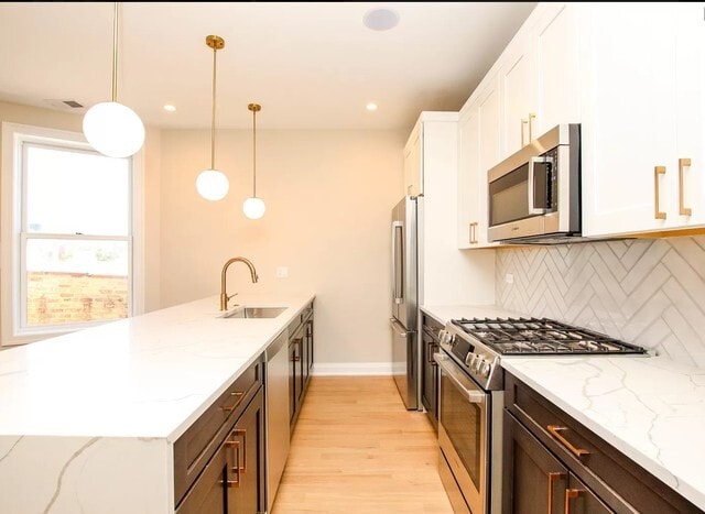 Photo - 1225 W Addison St Unit 3