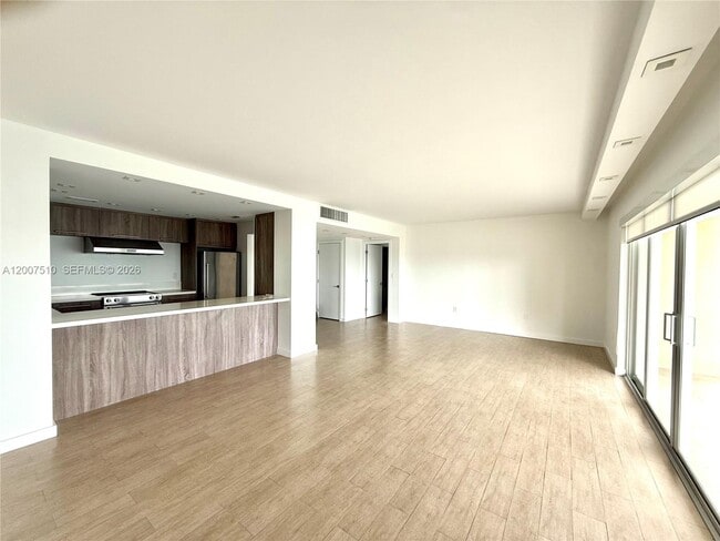 Photo - 11111 Biscayne Blvd Unit 6C