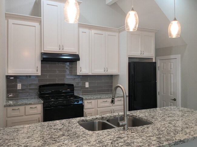 Photo - 512 N Kentucky St Unidad Apt B