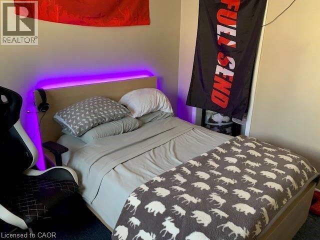 Photo - 65 Cardill Crescent Unité A