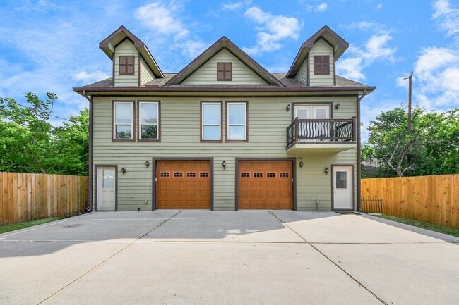 Building Photo - 1561 Scharpe St Rental