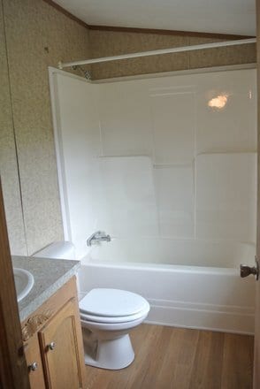 Photo - 222 Moses Ln