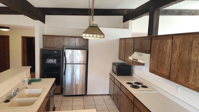 Photo - 726-20 Tramway Vista Dr NE