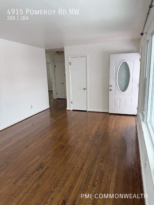 Photo - 4915 Pomeroy Rd NW