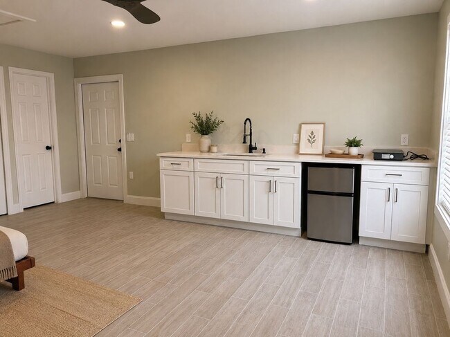 Photo - 6750 Bouganvillea Crescent Dr Unit Studio
