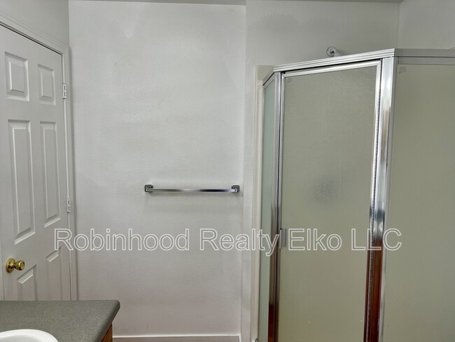 Photo - 1640 Winchester Dr Condo