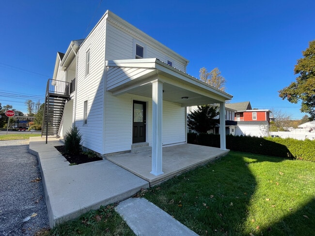 Photo - 635 S Market St Unidad 1st Floor