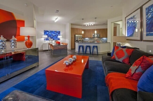 Building Photo - 2111 Westheimer Rd Unit 1507