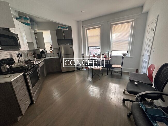 Photo - 11 Queensberry St Unit 7CP