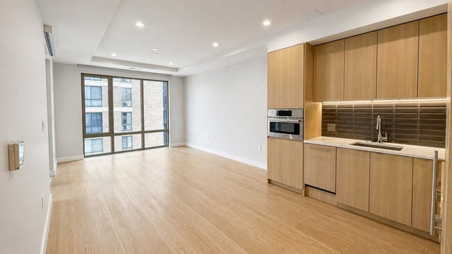 Building Photo - 1224 M St NW