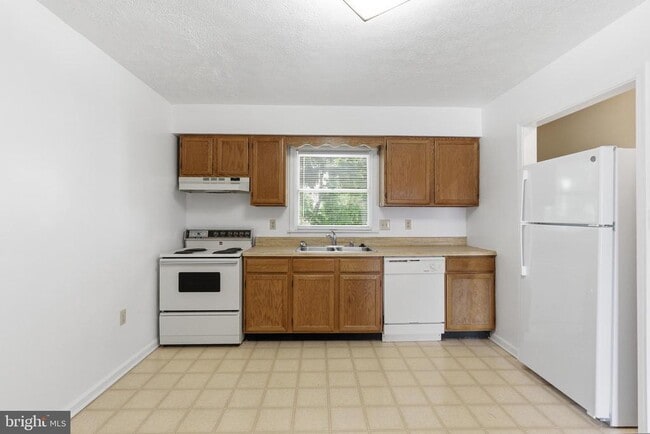 Photo - 830 Locust St Unidad 6