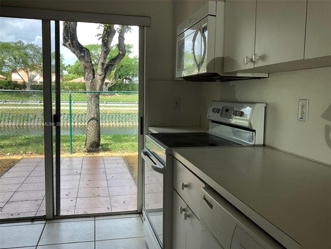 Photo - 5795 NW 109th Ave