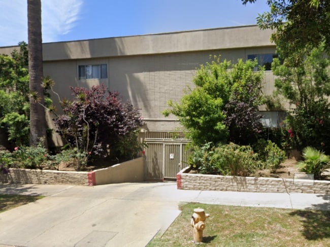 Building Photo - 2.0 bedroom in West Hollywood California 9... Unit 01 Rental