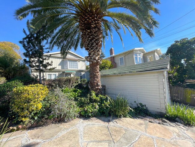 Photo - House for Rent in Piedmont