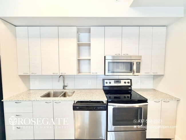 Photo - Spacious 2-Bedroom Apartment with Utilities Included & Ensuite in Waterloo Unit 407