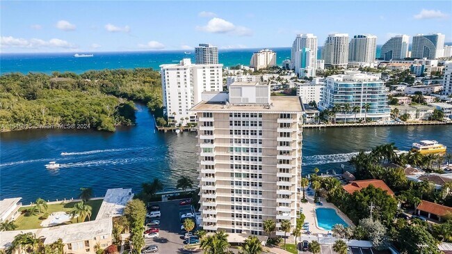 Photo - 888 Intracoastal Drive Unit 15E Unidad 15E