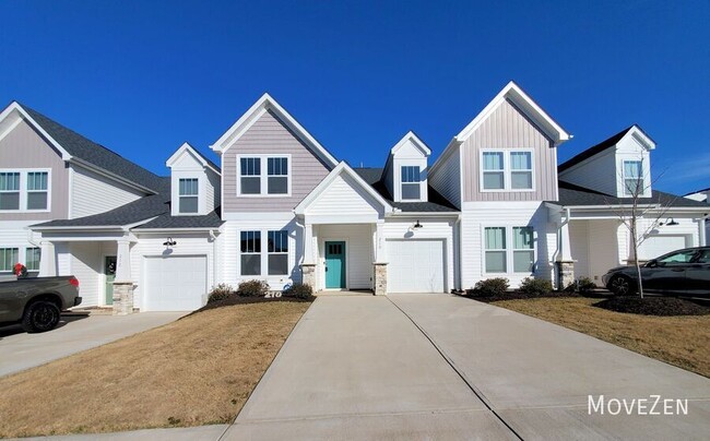 Photo - 210 Woodhouse Wy