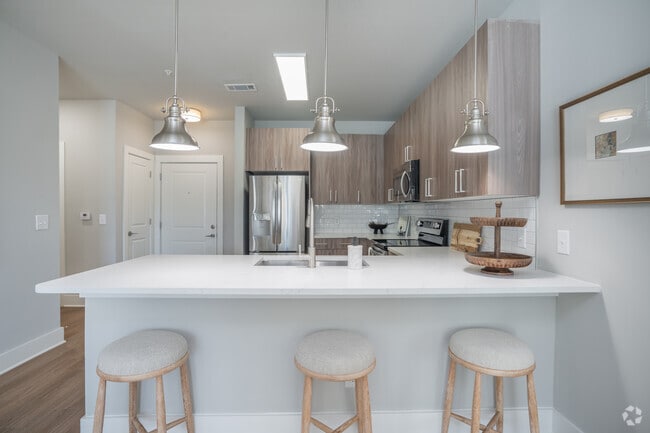 2BR, 2BA - 1,118SF - Kitchen - The Delaney at East Park