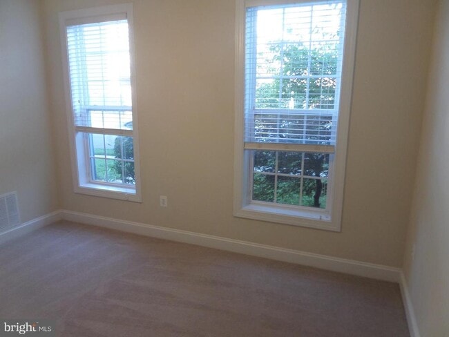 Photo - 15998 Greymill Manor Dr