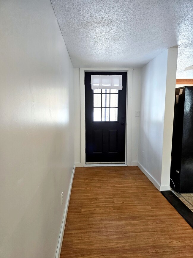 Photo - 1 Lyonsville Rd Unidad B