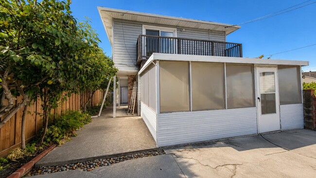 Photo - 2132 Forbes Ave