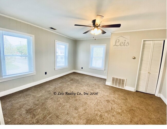 Photo - 43 N Steffin St