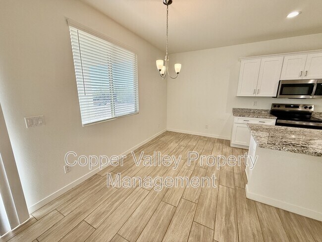 Photo - 15831 W Jomax Rd