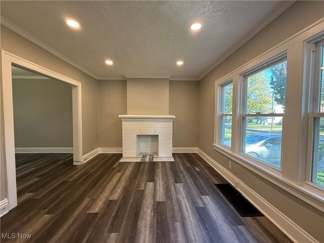 Photo - 1176 Winston Rd